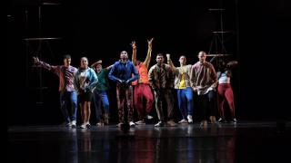 Уволниха хореографка от собствената й компания, защото отказала да използва небинарни местоимения за транссексуалните танцьори в трупата