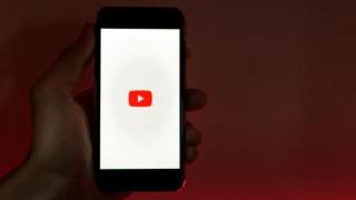 Русия планира да въведе ограничения срещу YouTube заради блокиране на медии