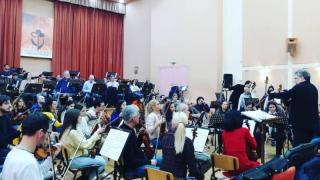 Брус Дикинсън и още петима световни рок музиканти пристигнаха в София за уникално събитие с музиката на Джон Лорд