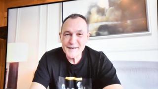 Жената на Божков не отиде да го види в ареста с охрана?