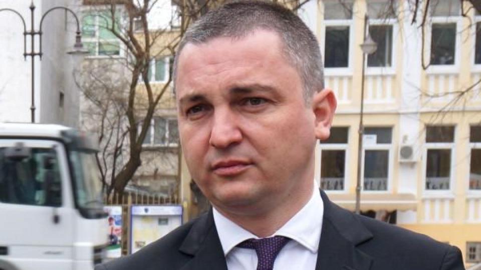 Лошо му се пише на Иван Портних заради тази изцепка на Дидо Дънката