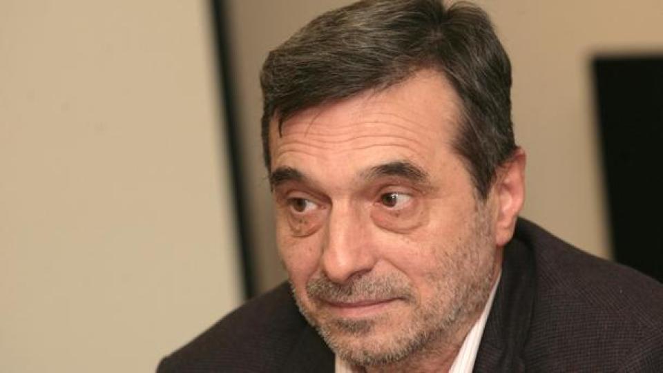 Любовницата на КТ „Подкрепа“ се „приземи“ в министерство с негово съдействие