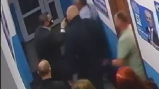 БРУТАЛНА РАЗПРАВА НА ОБЛАСТНИЯ ШЕФ НА ДПС -ВАРНА САЛИ ТАБАКОВ С ЧЛЕН НА ОБЩИНСКИЯ СЪВЕТ НА ДПС, ЧЕ МУ КАЗВА ИСТИНАТА В ОЧИТЕ! ДПС-ВАРНА СЕ ТРЕСЕ ОТ АВТОРИТАРЕН МУТРЕНСКИ НАЧИН НА УПРАВЛЕНИЕ И ИНТРИГИ... БРУТАЛНА РАЗПРАВА НА ОБЛАСТНИЯ ШЕФ НА ДПС -ВАРНА САЛИ ТАБАКОВ С ЧЛЕН НА ОБЩИНСКИЯ СЪВЕТ НА ДПС, ЧЕ МУ КАЗВА ИСТИНАТА В ОЧИТЕ! ДПС-ВАРНА СЕ ТРЕСЕ ОТ АВТОРИТАРЕН МУТРЕНСКИ НАЧИН НА УПРАВЛЕНИЕ И ИНТРИГИ...