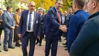 Ерол Мюмюн с Делян Пеевски: Подкрепата е важна, предстои много работа за Кърджали! Ерол Мюмюн с Делян Пеевски: Подкрепата е важна, предстои много работа за Кърджали!