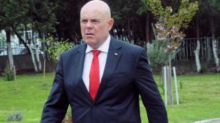 Разкриването на бомбения атентат срещу Гешев зацикли