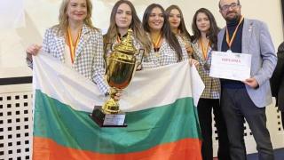 Пет българки са новите царици на европейския шах! И сме най-красиви и сме най-добри!