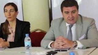 Как Николина Ангелкова стана шефка в туристическата империя на Валентин Златев Как Николина Ангелкова стана шефка в туристическата империя на Валентин Златев