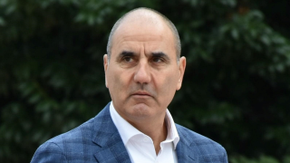 Цветан Цветанов издържа семейството си като консултант по… киберсигурност