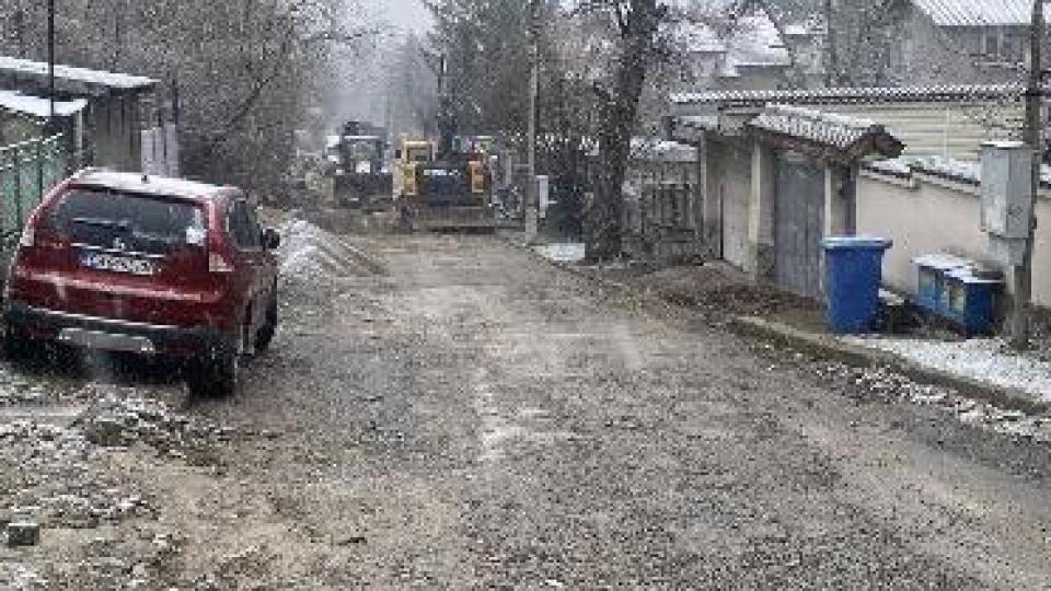 Скандал! “Булстрой – монтажи”  и “Климатроник” превърнаха Драгалевци в лунен пейзаж. ДАНС, БОП-а и Прокуратурата разследват босовете Цветелина Персийска и Цветан Кордев