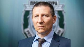 Скандал! След незаконния арест на Нико Тупарев, главният прокурор Борислав Сарафов разпореди цялостна проверка на прокурор Франтишек за порочна работа. Очакват се дисциплинарни мерки срещу него