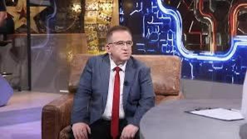 Скандал! Защо прокуратурата отказва да разпита Гюнер Тахир за кражбите на кмета на Омуртаг Ешреф Ешрефов? Колко пари е прибирал ренегатът от кражбите в кметството?