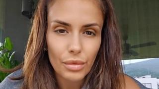 Скандал! Бащата на помляното от Анелия детенце изплака: Рожбата ми бере душа, а чалгаджийката едно “Как сте” не каза. Тъпкачите й ще покрият случая