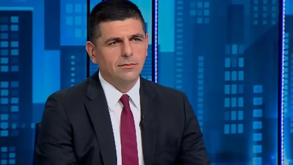 Евгений Михайлов срази Мирчев за глупостите му срещу Пеевски! Евгений Михайлов срази Мирчев за глупостите му срещу Пеевски!