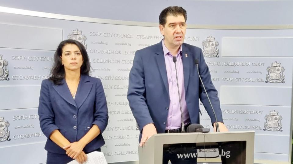 СОС прие докладите по инициатива на "БСП за България" за подобряване на условията на труд и за бонусната система в столичния транспорт СОС прие докладите по инициатива на "БСП за България" за подобряване на условията на труд и за бонусната система в столичния транспорт
