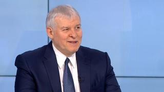 Голямата изба на ръба на фалита