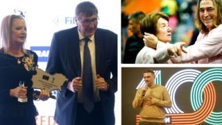 Министър Глушков награди Стефка Костадинова за Атлетка на столетието