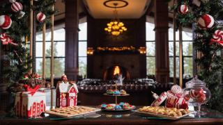 Празнична магия! Maxi Park Hotel &amp; SPA Велинград става истински зимен оазис и луксозно реновираните си стаи, изтънчено меню и богата декорация 