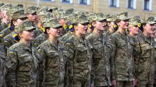 ЗЕЛЕНСКИ ХВЪРЛИ В БОЙ ЖЕНСКИТЕ БАТАЛЬОНИ.  ТЕ ЗАГИВАТ ПЪРВИ...