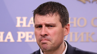 Ченге и кадър на "Промяната" съветват Ивелин Михайлов