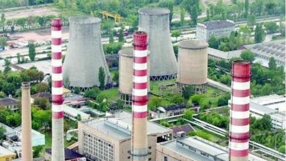 Служители на “Топлофикация София” овладяха пожар