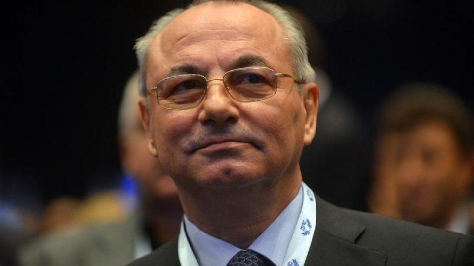 Предозиране: Глутницата около Доган облъчва с лъжи срещу САЩ и Европа