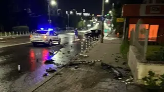 Шофьор помете колчета на бул. "Черни връх" в София