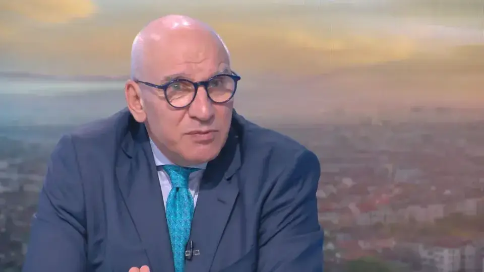 Призовавам да спрат да представят Левон Хампарцумян като "банкер", "финансист" или дори "икономист"