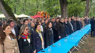 В местността Демир Баба Текке край Исперих се проведе традиционният митинг-събор, по случай годишнината от мирните протести  през 1989 година
