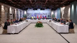 Украински преводач избяга в България по време на преговорите с Русия в Турция