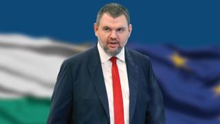 Без субсидия и офиси за партии, чиито лидери са с обвинения по НК, предлага Делян Пеевски, лидерът на ДПС и ПГ на ДПС-НОВО НАЧАЛО