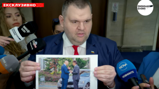 Ексклузивно! Пеевски взриви НС със скандална снимка на Кирил Петков и... (ВИДЕО)