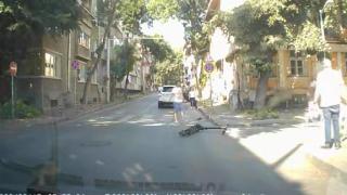 Варненец: Това е резултатът, когато малолетни карат безумно тротинетки