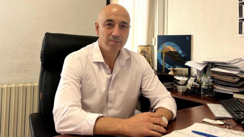 Кметът на Созопол лъсна в далавера с боклук за 20 млн. лв.