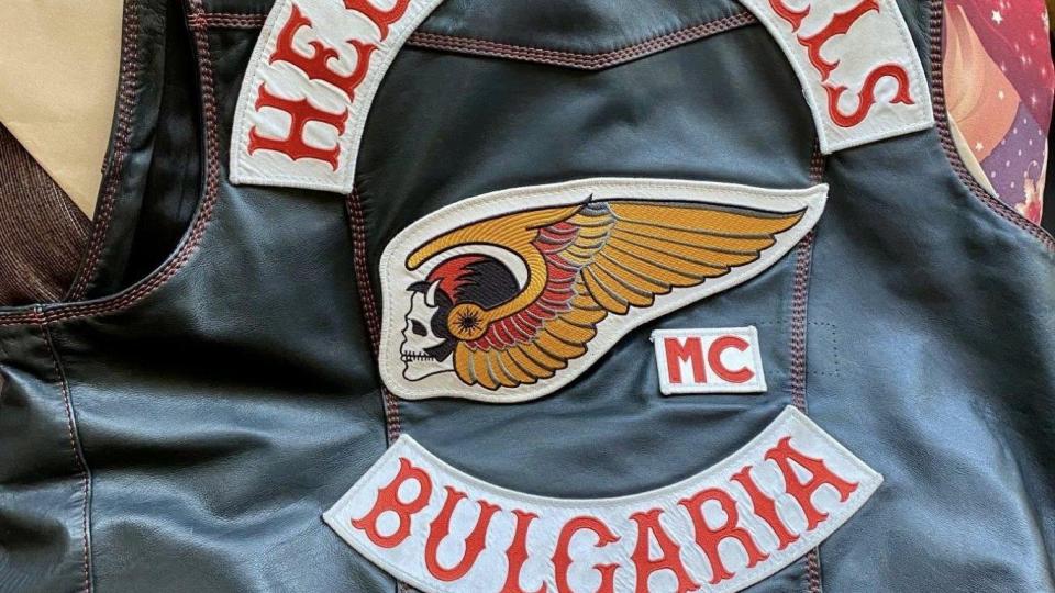 Антимафиоти в действие: Вижте арсенала на арестуваните от "Хелс Ейнджълс" (снимки/видео)