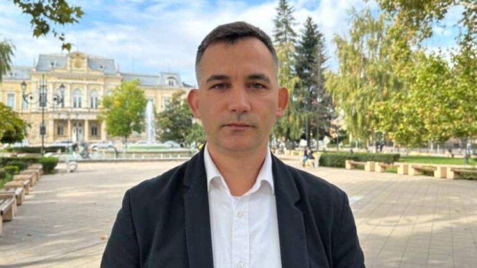 ДБ простотия: Депутат иска децата в Русе да учат румънски