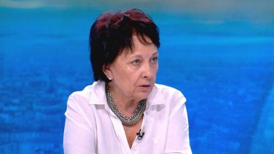 Вучич под натиска на протести. Ще падне ли правителството в Сърбия