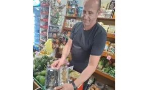 В "Плод- зеленчук" пeкат чушки и патладжан