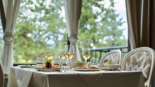 ЕКСКЛУЗИВНО! Maxi Park Hotel & SPA Велинград отваря топ ресторант и луксозно СПА за ценители