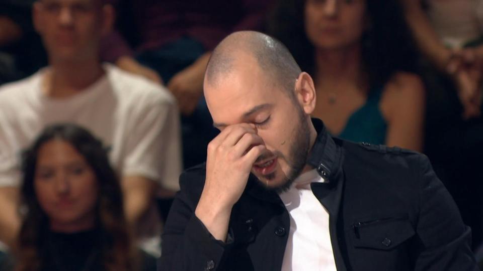 Николаос Цитиридис рухна емоционално в "България търси талант” Николаос Цитиридис рухна емоционално в "България търси талант”