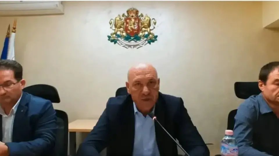 Кметът на Поморие атакува Тина Ивайлова, щял и той да става разследващ журналист