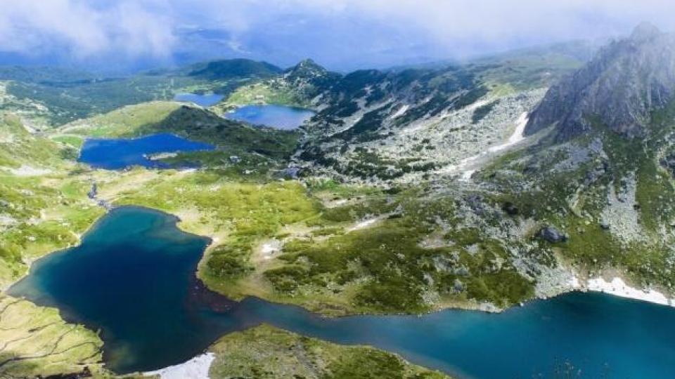 До Седемте езера ще се стига само пеша