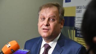 Георги Чолаков и главсекът на ВАС с „бонус“ 3 млн. лева за неработещ софтуер