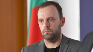Правосъдният министър сложи охрана на пребития с чук прокурор Иво Илиев и семейството му