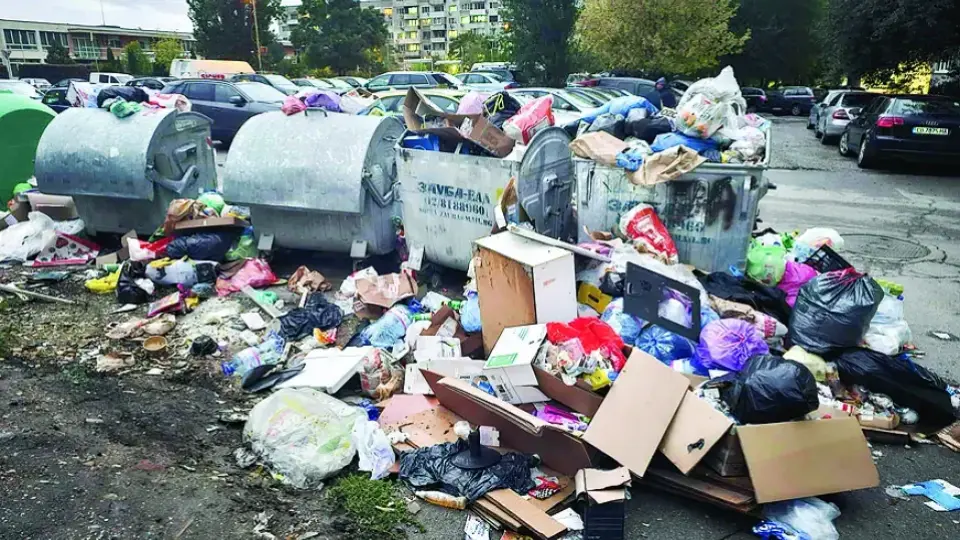 Турската „Норм Санаи“  чисти боклука в зона 4