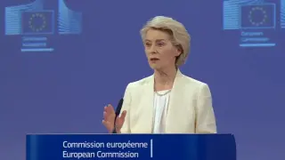 Еврокомисията може да предприеме правни действия срещу държавите членки, които отказват да спазват търговската сделка на блока с Киев Еврокомисията може да предприеме правни действия срещу държавите членки, които отказват да спазват търговската сделка на блока с Киев