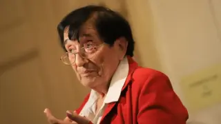 Мика Зайкова: В бюджетите на Касата и на НОИ имаше първоначално едни абсурди