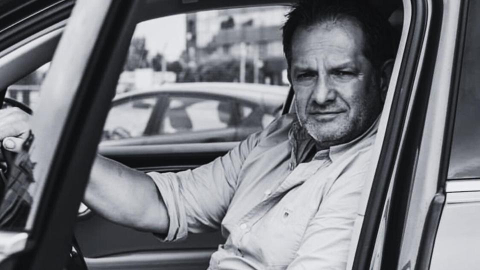 Почина бившият рекордьор по плуване, ресторантьор и известен столичен бохем Камен Атов