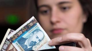 БЮДЖЕТ 2026: Минималната заплата, пенсиите и майчинските скачат, вижте минусите