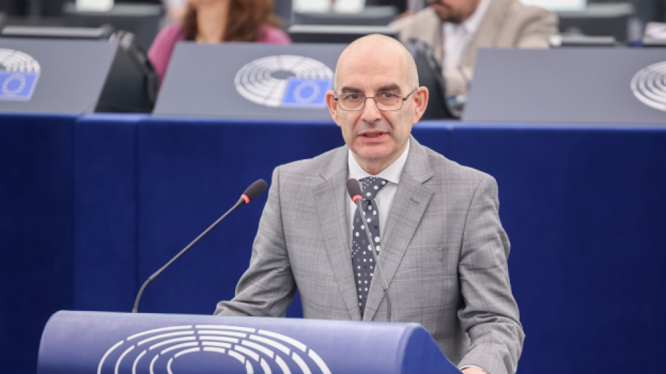 Петър Волгин в ЕП: Абсурдният план на ЕС за мир в Украйна има за цел войната да продължи