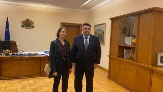 Сътрудничеството в областта на отбраната, сигурността на Черно море и ядрената енергетика обсъдиха вицепремиерът Атанас Зафиров и посланикът Мари Дюмулен